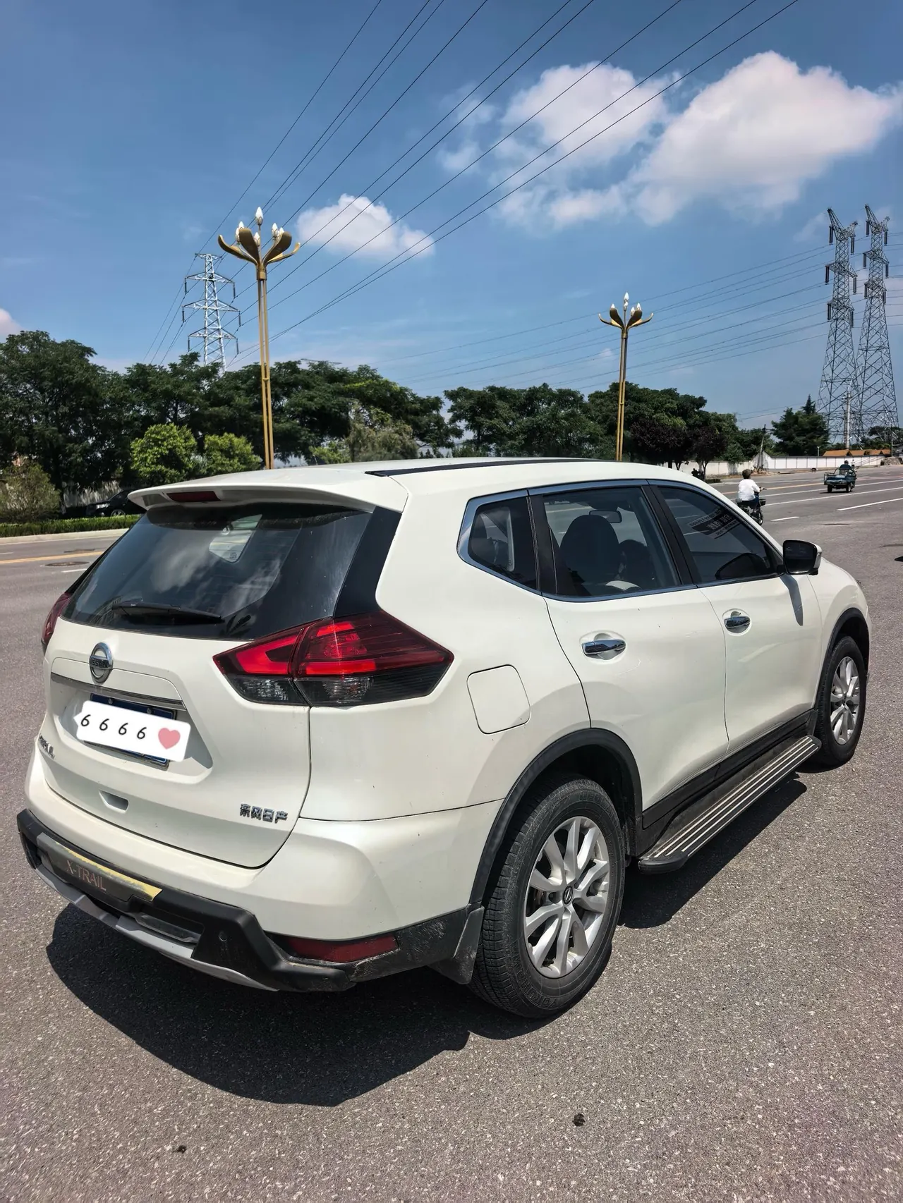 Nissan 2021 Qijun 2.0 Stepless XL ITS Two-Drive Smart Union Comfort Edition Automatic Gear 4