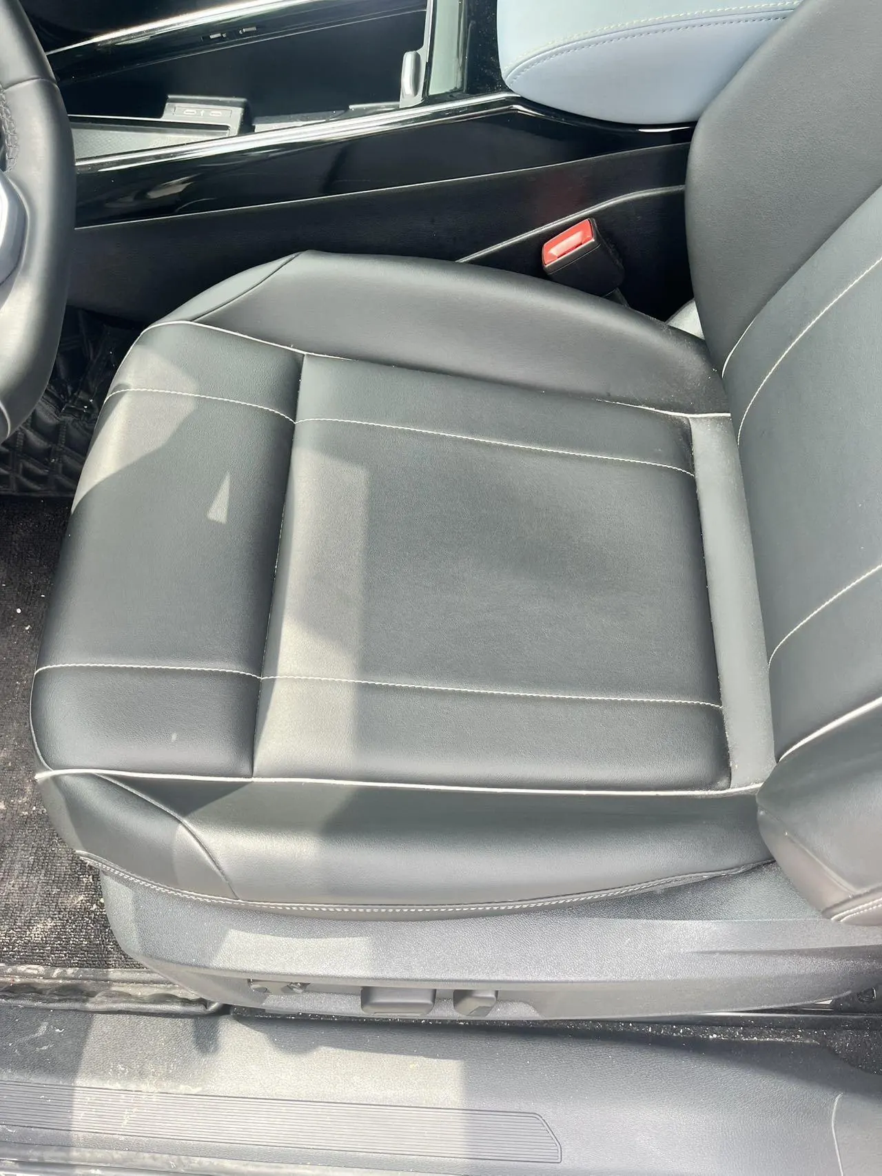 Volkswagen 2024 ID. 4 x Pure Smart Edition, Automatic Transmission 3