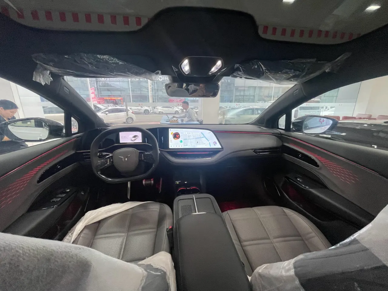 HongQi 2024 EH 7 640 Pro 4-wheel drive automatic gear 5
