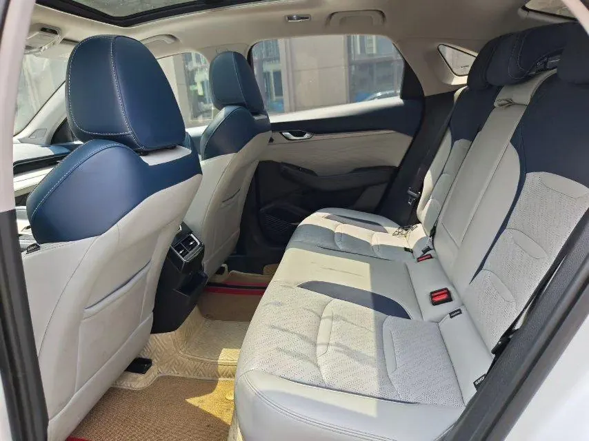 Geely 2020 xingrui 2.0T distinguished automatic gear 6