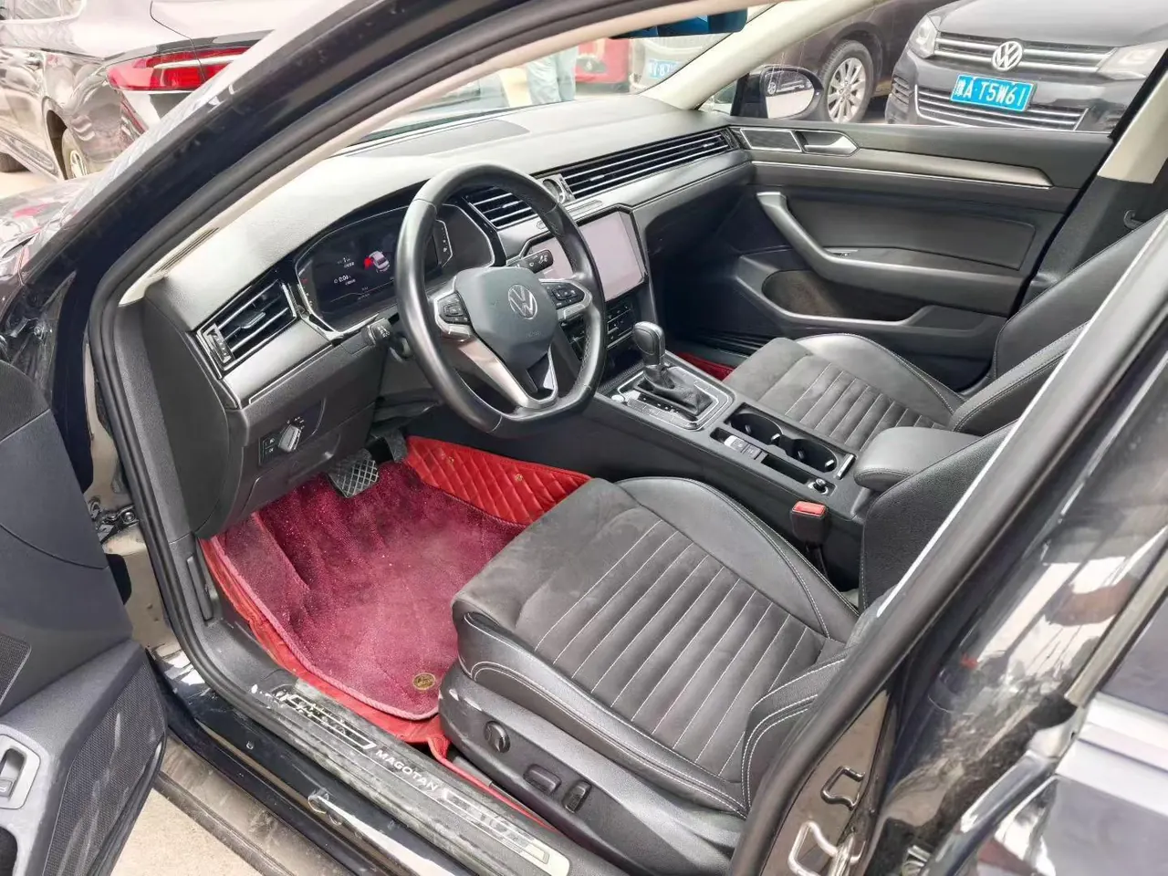 Volkswagen 2020 Magotan 2.0TSI 330TSI luxury automatic transmission 3