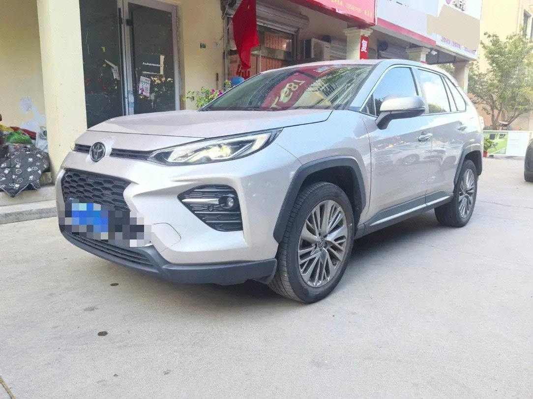 Open image lightbox: Toyota 2020 Wilanda 2.0 Stepless Four-wheel Drive Premium Edition Automatic Gear