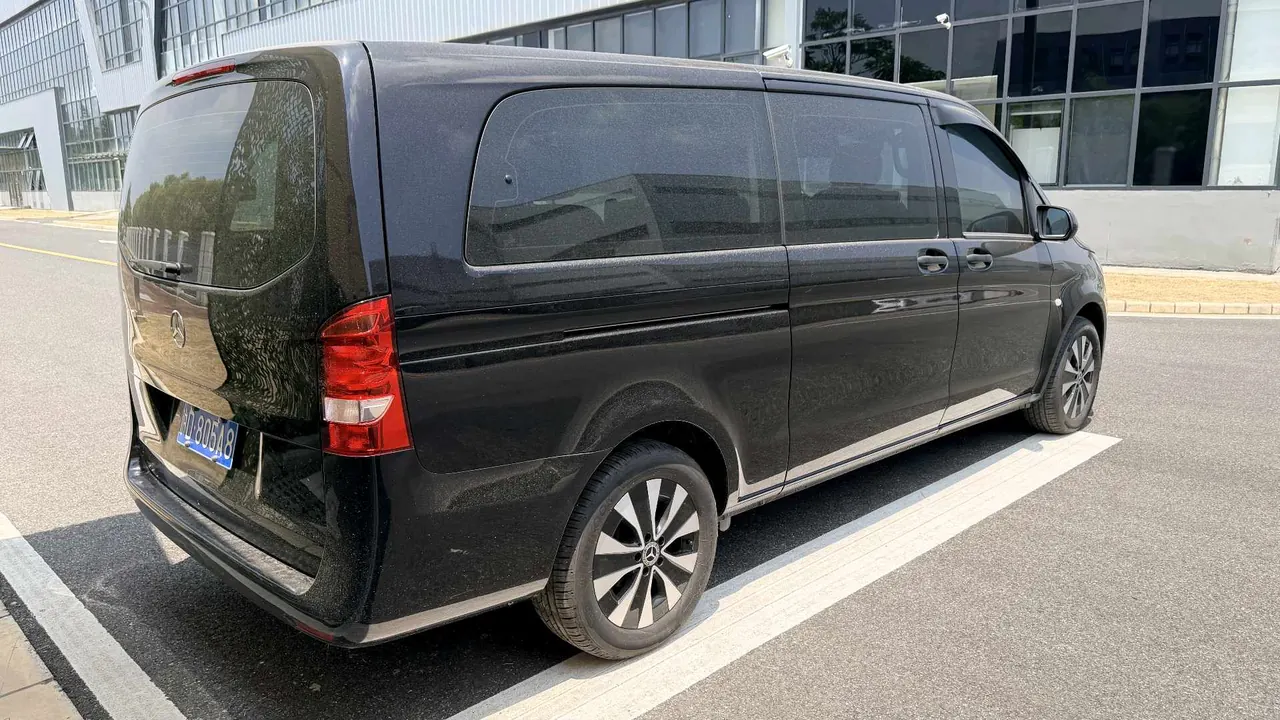 Mercedes Benz 2023 Vito 2.0T Elite Edition 7-seat Automatic Gear 4