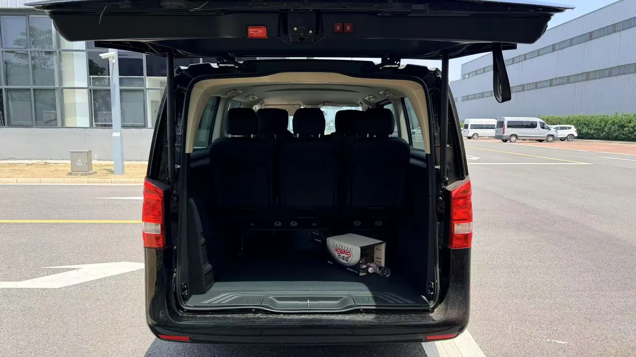 Mercedes Benz 2023 Vito 2.0T Elite Edition 7-seat Automatic Gear 5