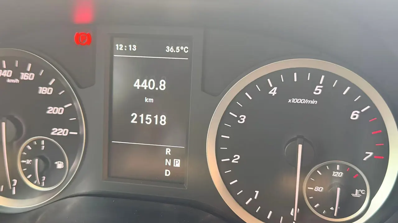 Mercedes Benz 2023 Vito 2.0T Elite Edition 7-seat Automatic Gear 9
