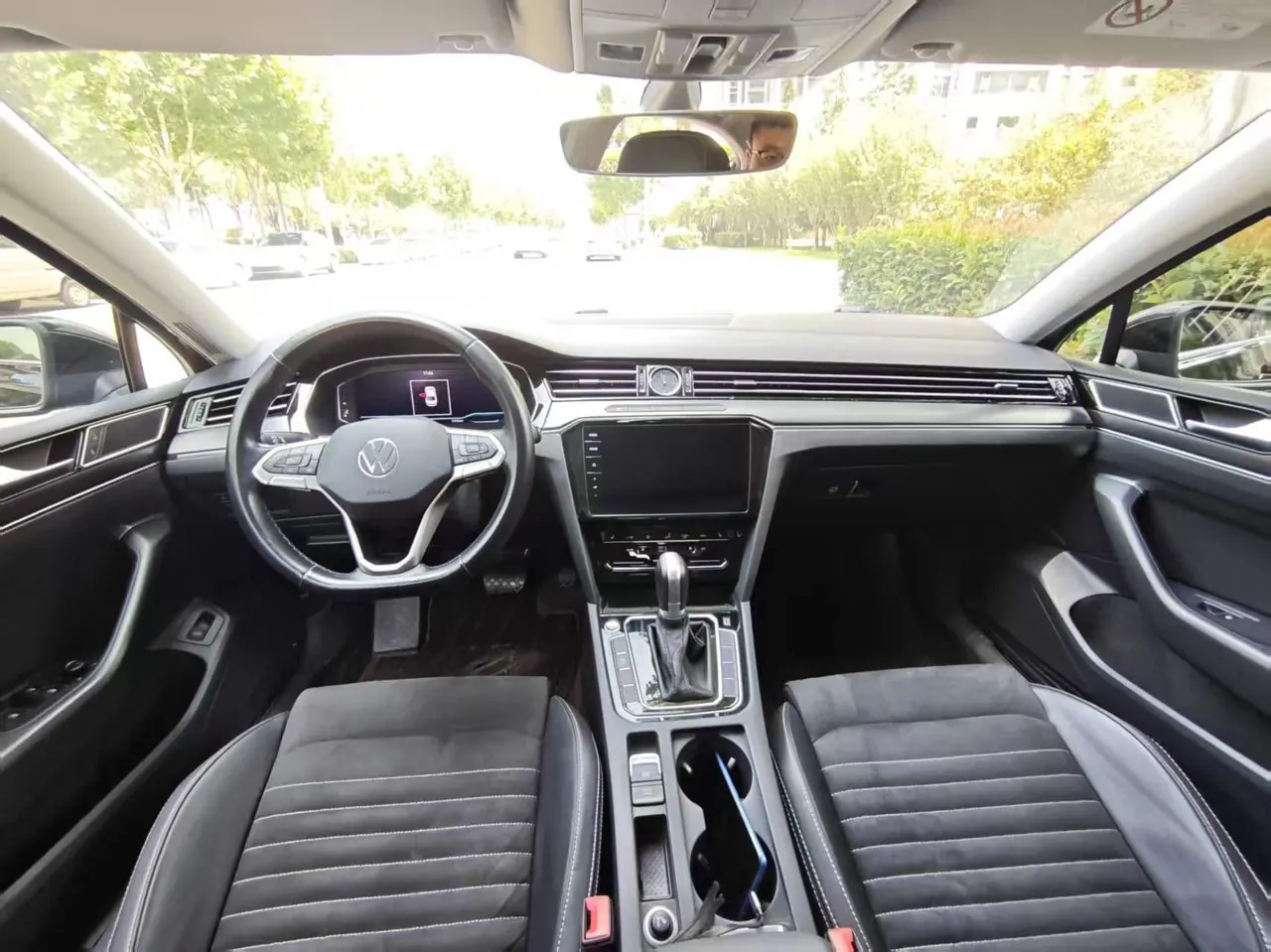 Volkswagen 2020 Magotan 2.0TSI 330TSI luxury automatic transmission 6