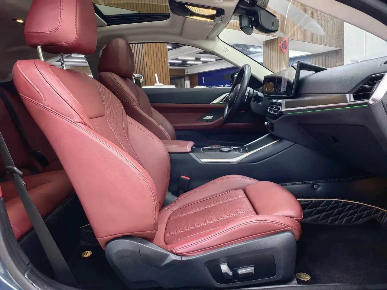 BMW 4 Series (Imported) 2023 425i Coupe 2.0T M Sports Suit Automatic Gear 9