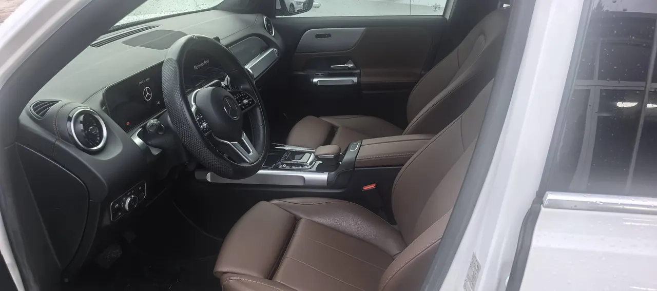 Mercedes Benz 2020 GLB 180 1.3T Fashion Automatic 3