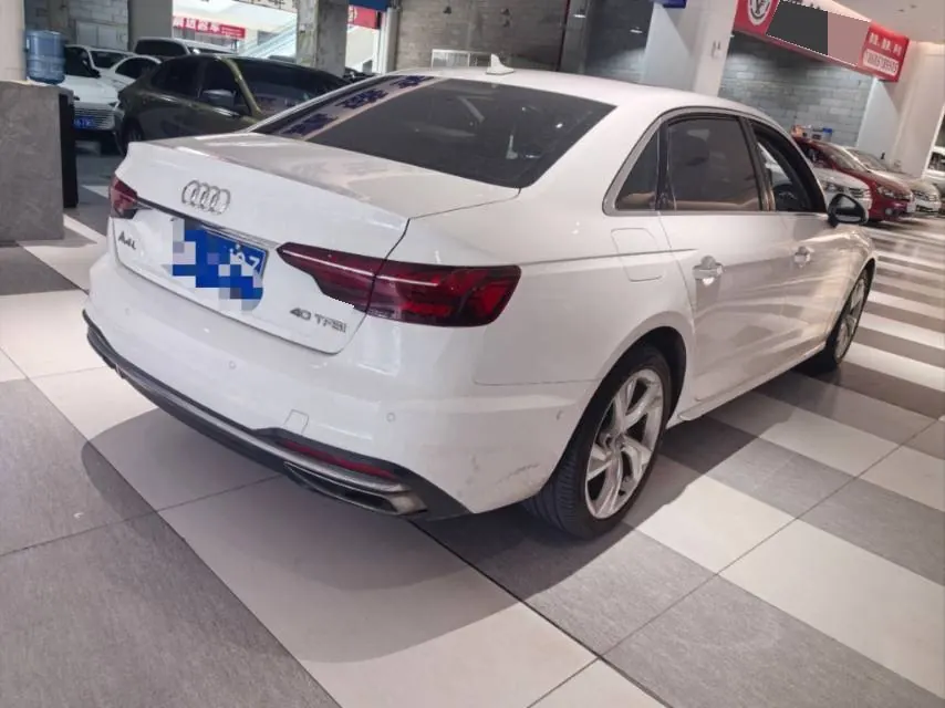 Audi 2020 A4L 2.0TFSI 40TFSI Fashion Dynamic Automatic 8