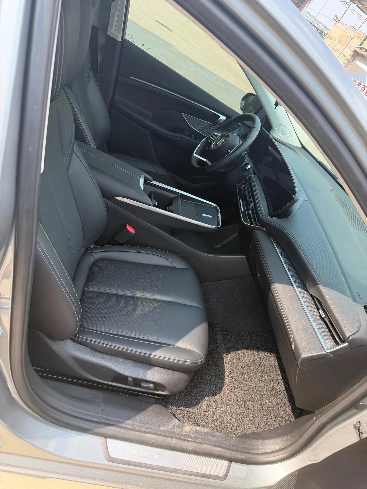 Buick 2023 LaCrosse 48V 2.0T 28T Yuexiang Edition Automatic Gear 5