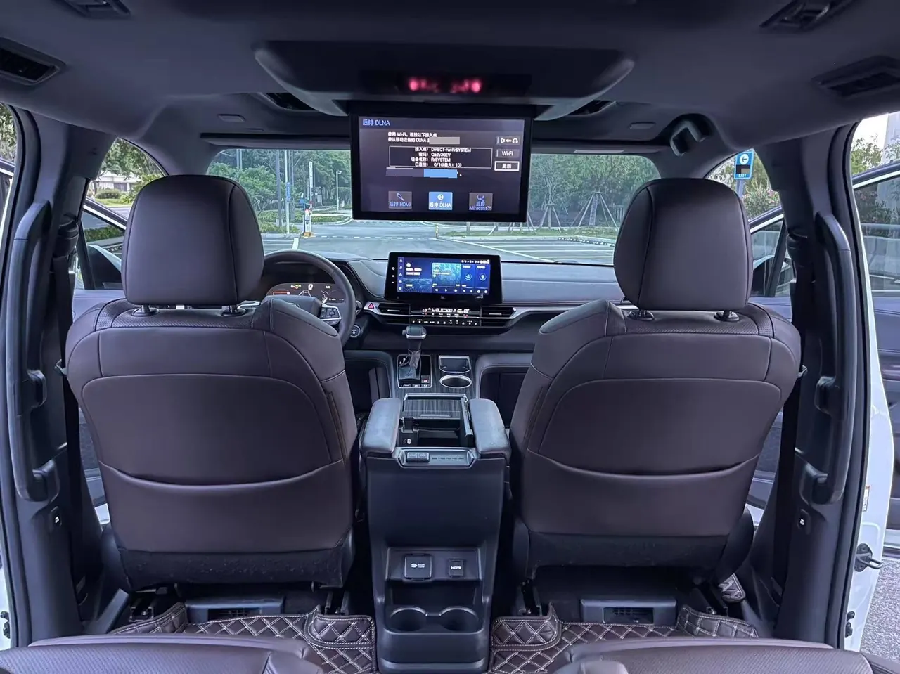 Toyota 2023 Sana 2.5 Stepless Platinum Edition Automatic Transmission 11