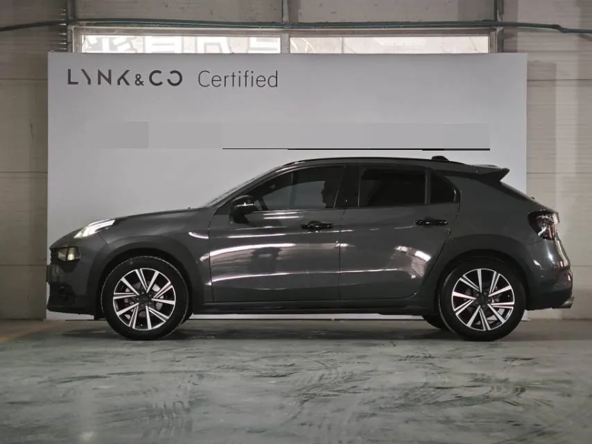LYNK&amp;CO 2021 LYNK&amp;CO 02 1.5T Two-wheel Drive Champion Edition Automatic Gear 3