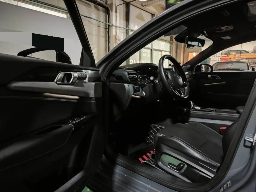 LYNK&amp;CO 2021 LYNK&amp;CO 02 1.5T Two-wheel Drive Champion Edition Automatic Gear 8