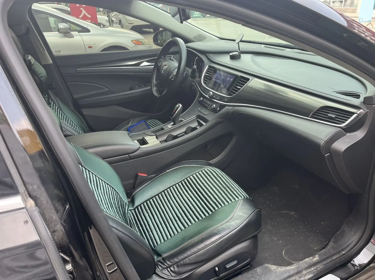 Buick 2020 LaCrosse 2.0T 652T Luxury Automatic 5