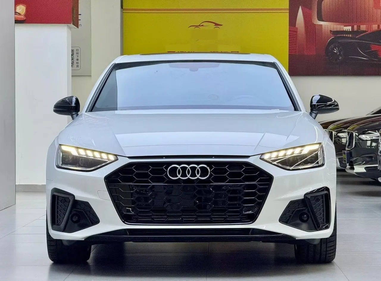Audi 2023 A4L 2.0TFSI 40TFSI Deluxe Dynamic Automatic 2