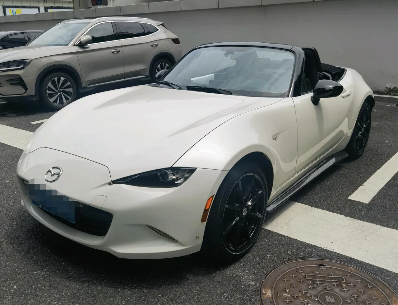 Mazda MX-5 (Imported) 2023 MX-5 RF 2.0 Manual Gear 2