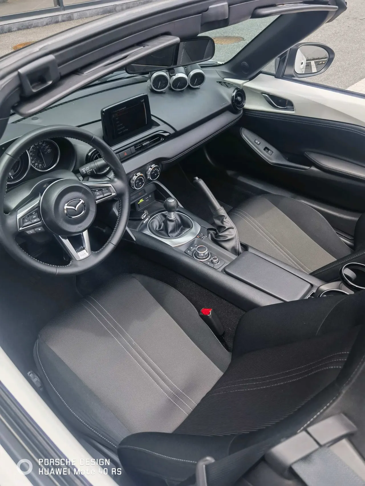 Mazda MX-5 (Imported) 2023 MX-5 RF 2.0 Manual Gear 6