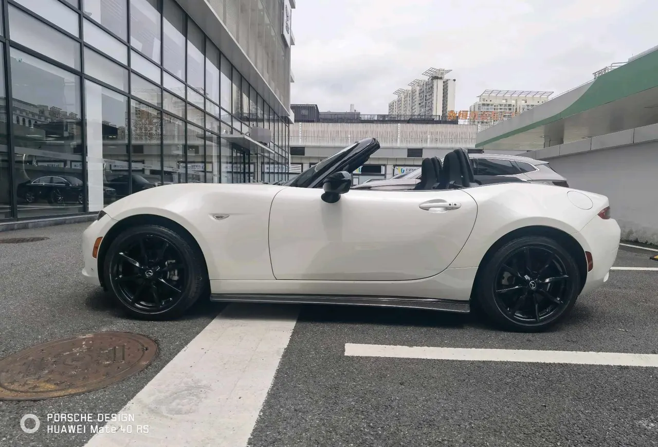Mazda MX-5 (Imported) 2023 MX-5 RF 2.0 Manual Gear 7