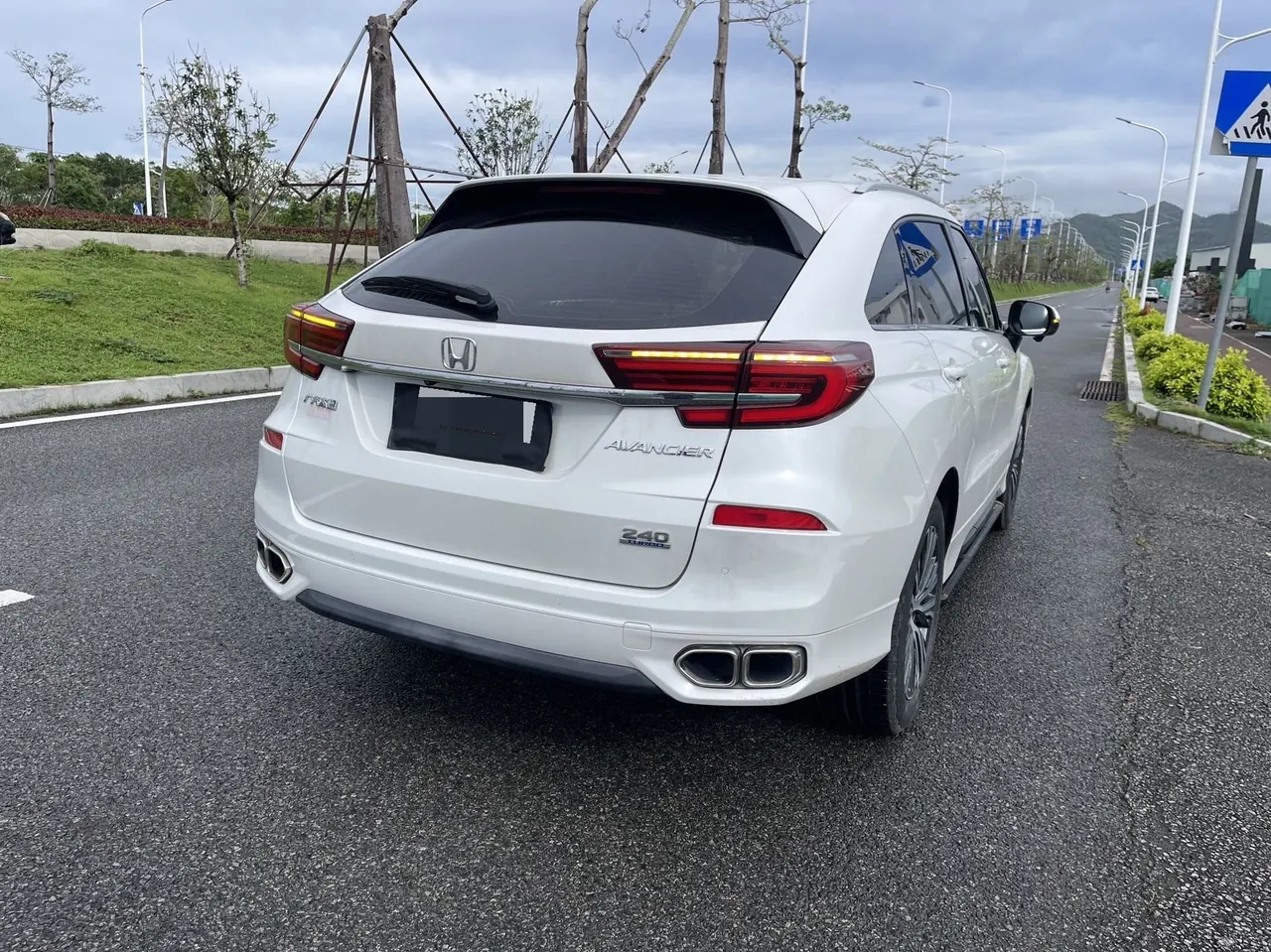 Honda 2020 Crown Road 1.5T Stepless 240TURBO Two-Drive Smart Edition Automatic Gear 7