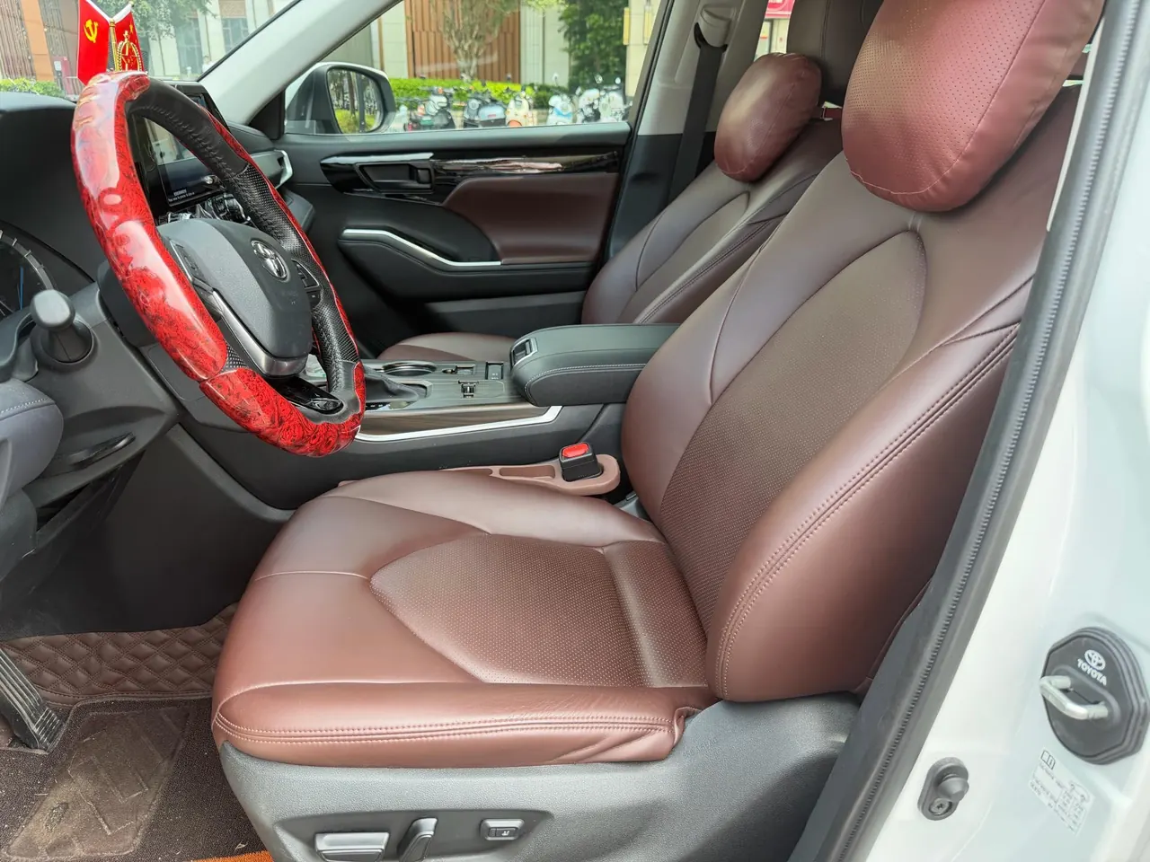 Toyota 2023 Highlander Dual Engine 2.5 Stepless Intelligent Electric Hybrid Two-Drive Elite Edition 7-seat Automatic Transmission 5