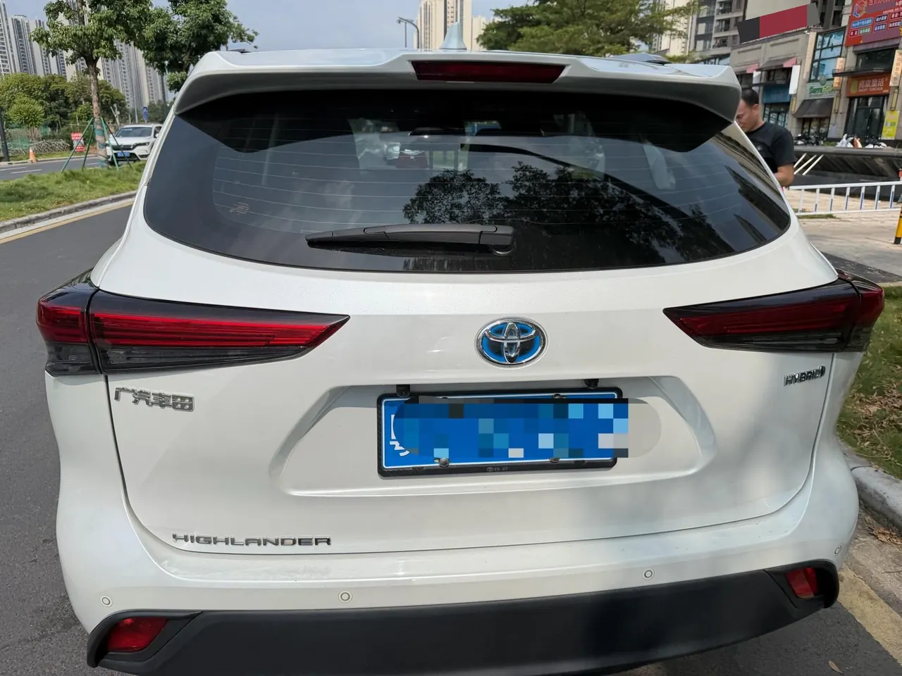 Toyota 2023 Highlander Dual Engine 2.5 Stepless Intelligent Electric Hybrid Two-Drive Elite Edition 7-seat Automatic Transmission 9