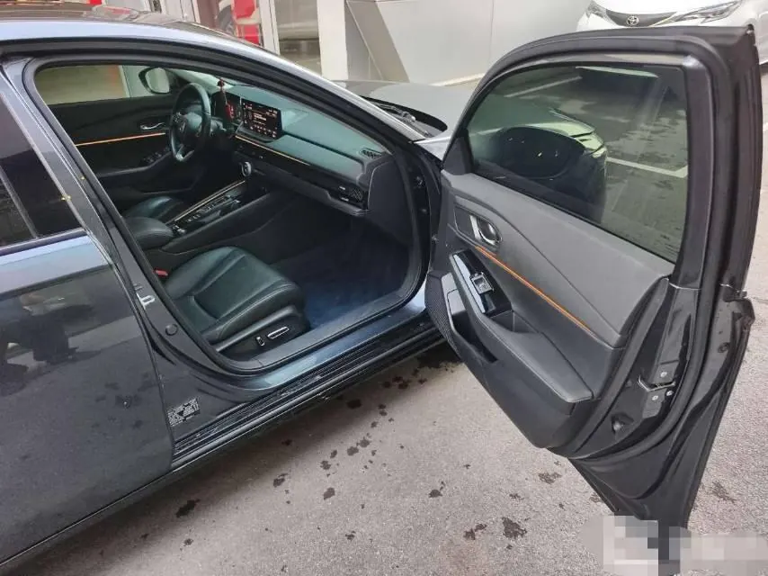 Honda Accord New Energy 2023 11th Generation Accord e:PHEV 2.0 Stepless Premium Edition Automatic Gear 3