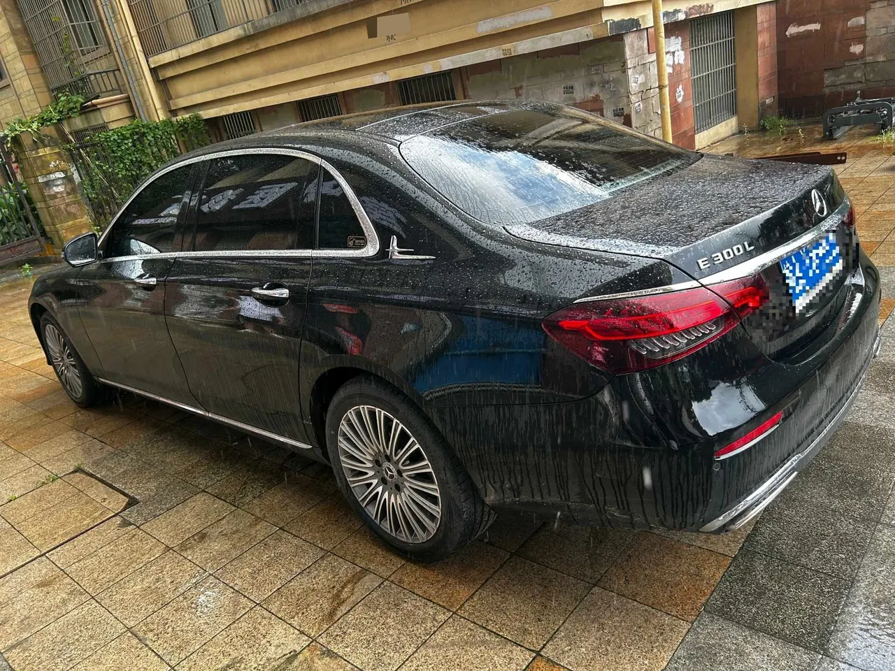 Mercedes Benz E Class 2023 E 300 L 2.0T Luxury Automatic Gear 2