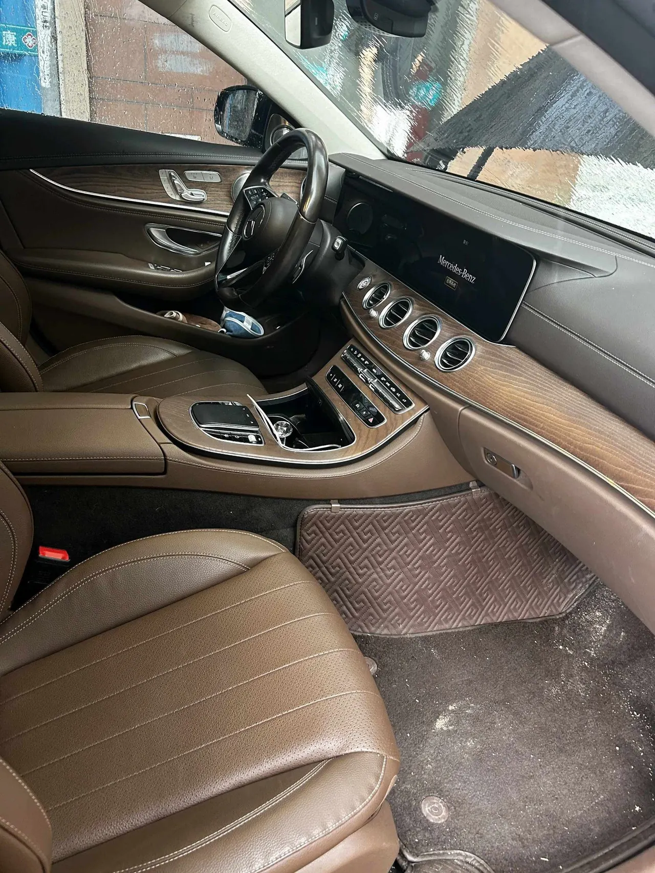 Mercedes Benz E Class 2023 E 300 L 2.0T Luxury Automatic Gear 3