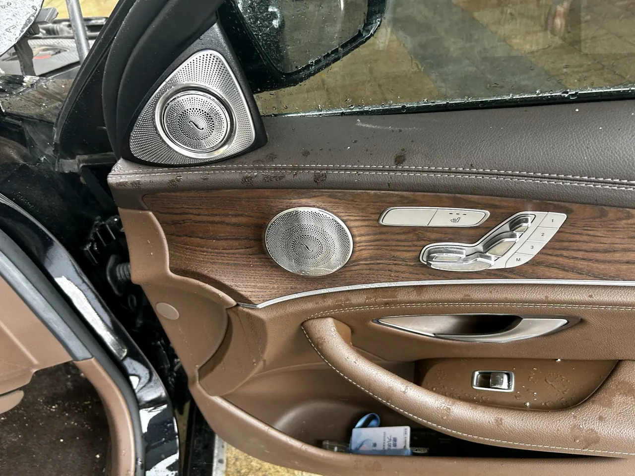 Mercedes Benz E Class 2023 E 300 L 2.0T Luxury Automatic Gear 4