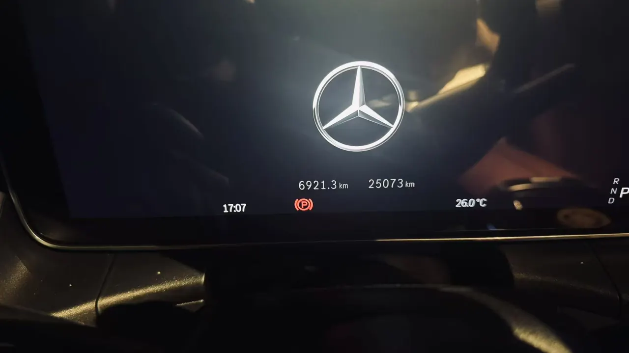 Mercedes Benz 2024 GLC 260 L 4MATIC 48V 2.0T Luxury 5-seat Automatic Gear 12