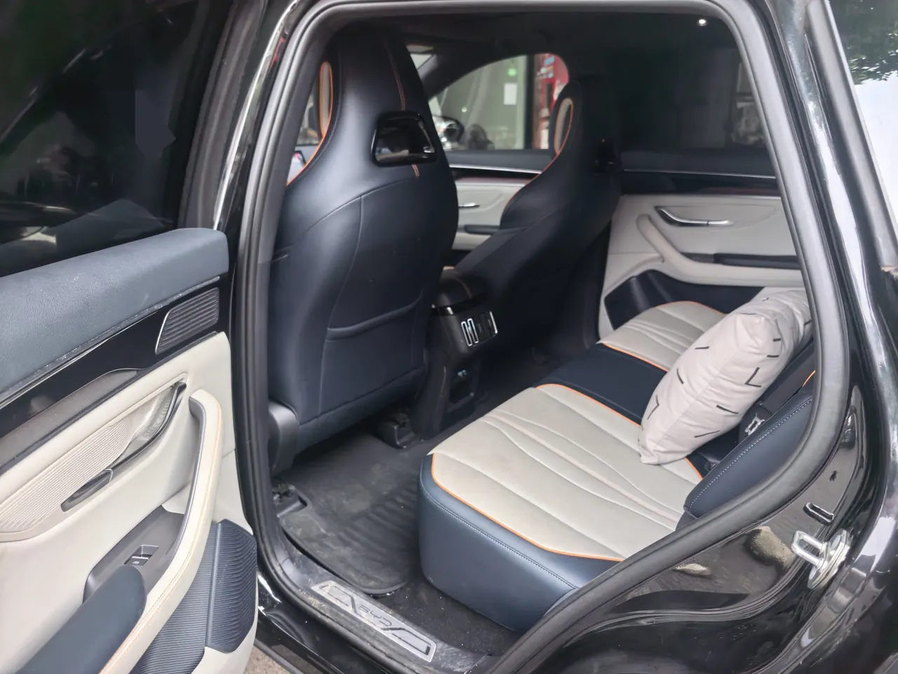 BYD Song PLUS New Energy 2024 Song PLUS DM-i 1.5 Stepless Glory Edition 150km Flagship PLUS Automatic Gear 3