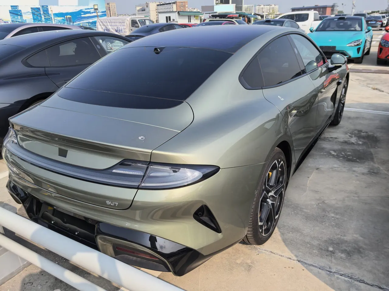 MI 2024 SU 7 830km Rear Drive Ultra Long Endurance High-end Smart Drive Pro Edition Automatic Gear 4