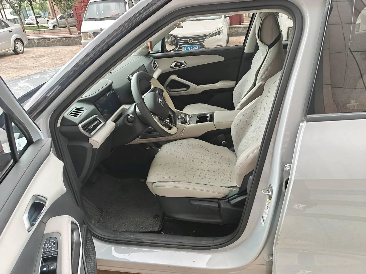 BYD 2024 Yuan UP 401KM Leading Automatic Gear 8