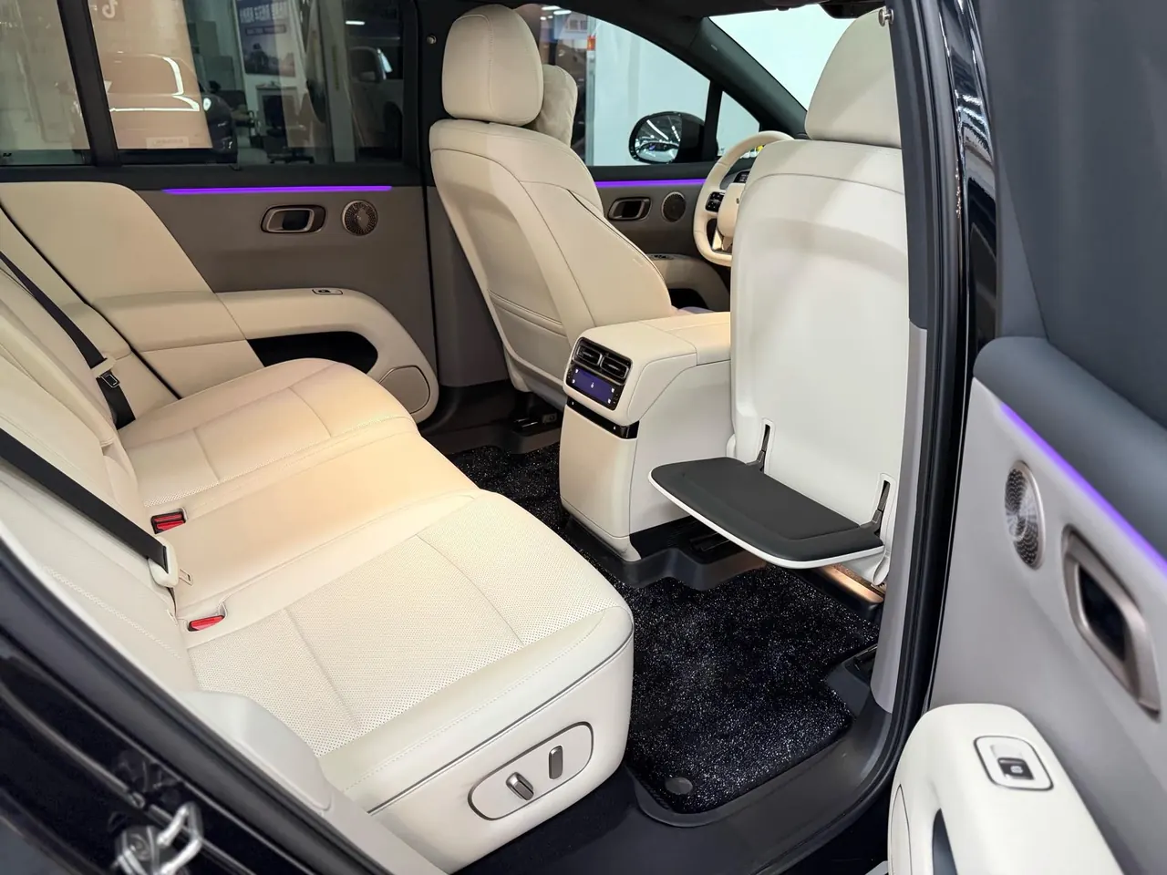 Li 2025 i6 four-wheel drive basic automatic transmission 7
