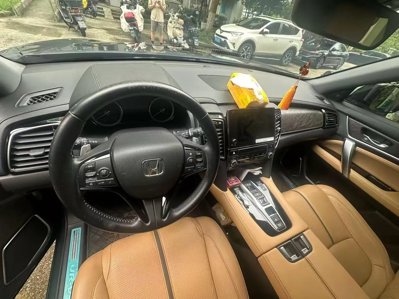 Honda 2020 UR-V 2.0T 370TURBO 4-wheel drive exclusive automatic gear 6