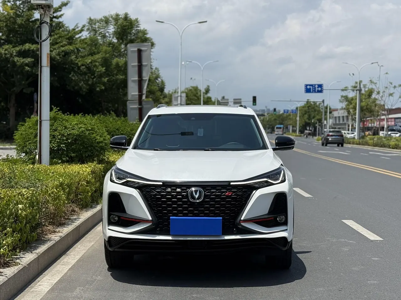ChangAn 2020 CS75 PLUS 2.0T flagship automatic gear 2