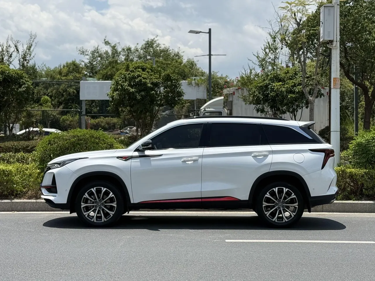 ChangAn 2020 CS75 PLUS 2.0T flagship automatic gear 3
