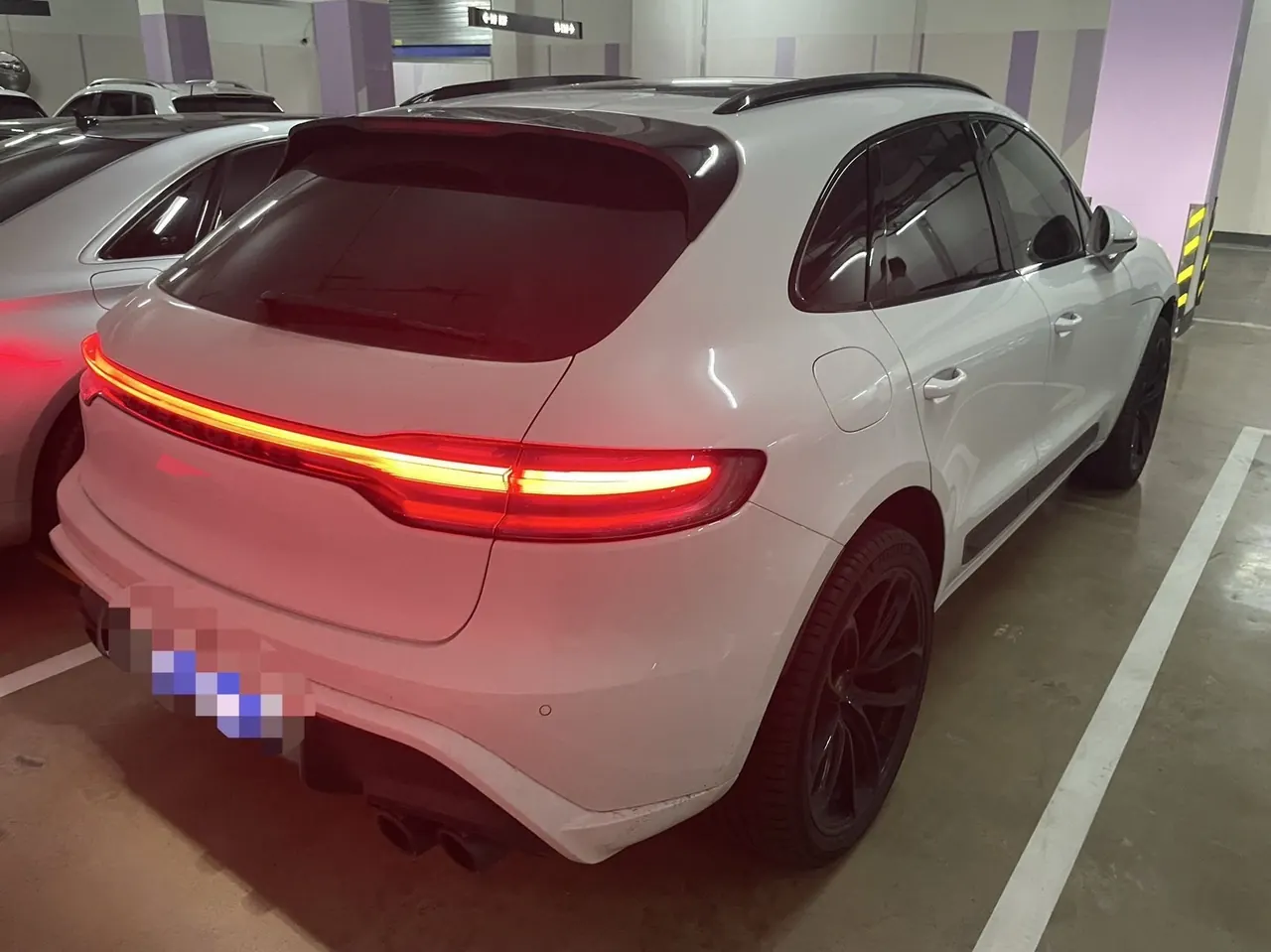 Porsche Macan (Imported) 2025 Macan 2.0T Dream Edition Automatic Gear 2