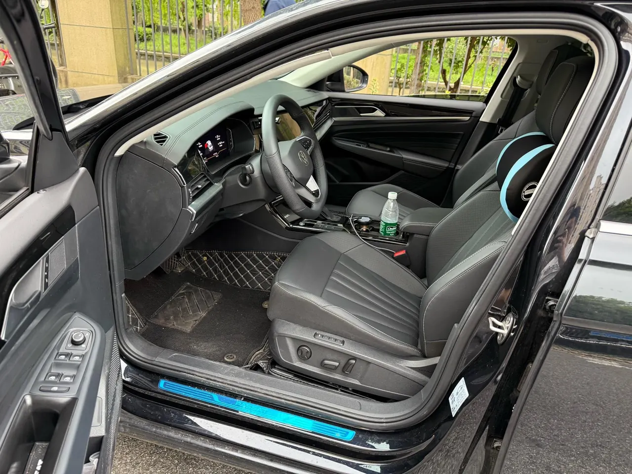 Volkswagen 2025 Passat 2.0TSI 380TSI Subut Longteng Edition Automatic Gear 4