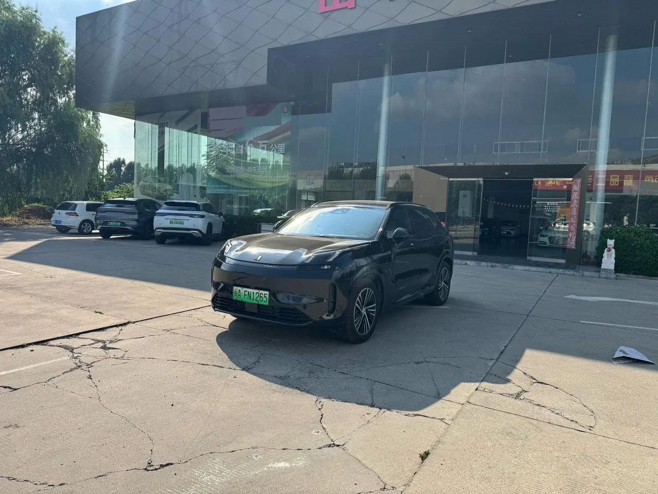 Open image lightbox: LYNK&CO 2025 LYNK&CO 08 EM-P 1.5T 120km Long Endurance Halo Automatic