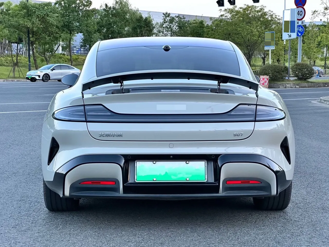 MI 2024 SU 7 830km Rear Drive Ultra Long Endurance High-end Smart Drive Pro Edition Automatic Gear 8