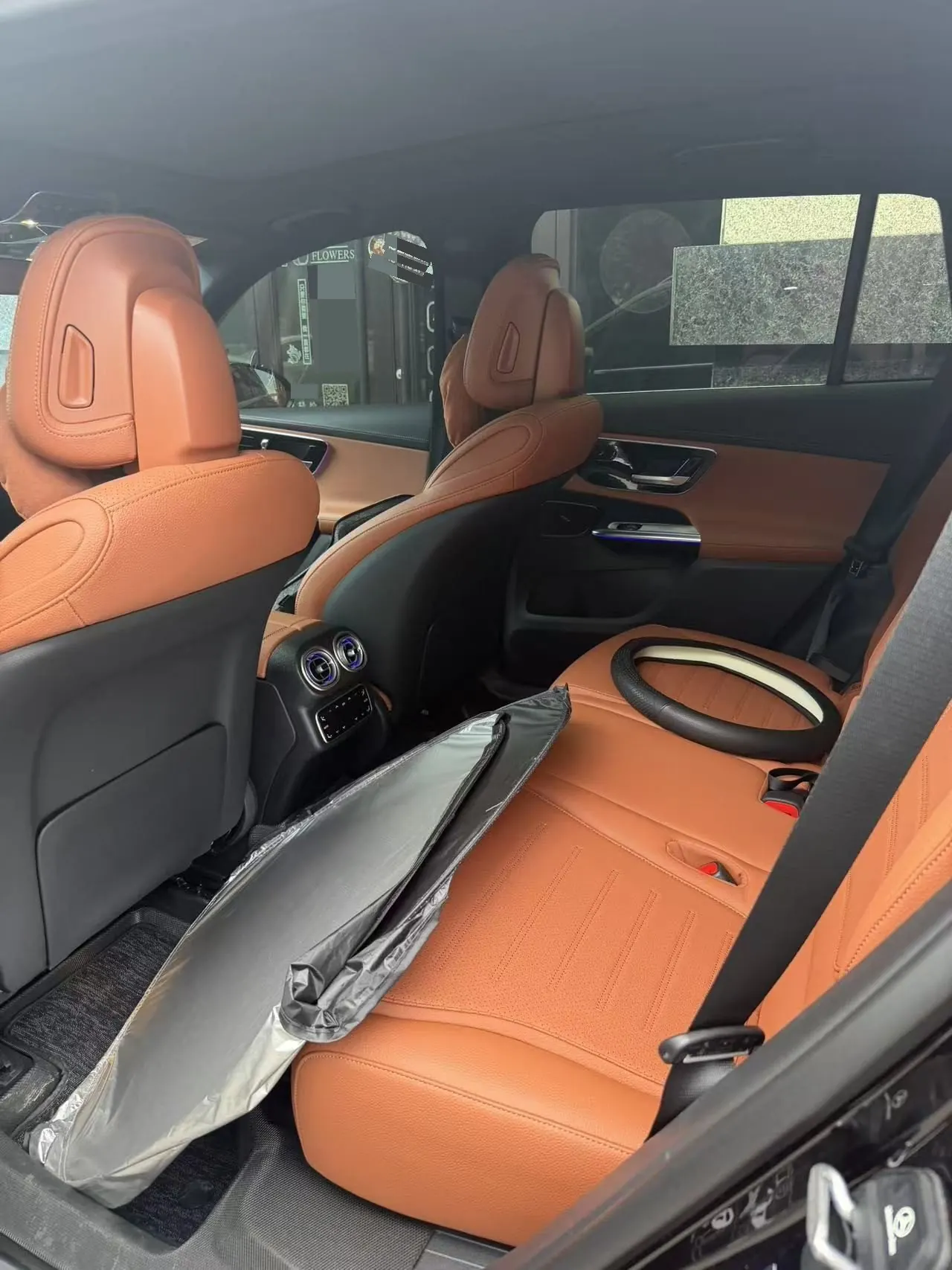 Mercedes Benz 2024 GLC 300 L 4MATIC 48V 2.0T dynamic 7-seat automatic gear 3