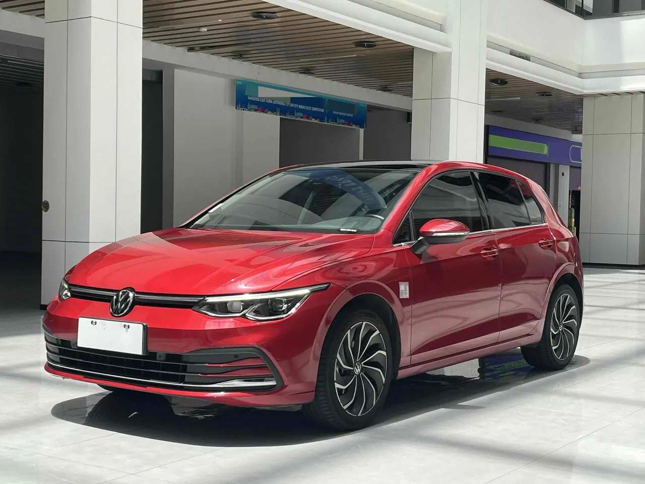 Open image lightbox: Volkswagen 2021 Golf 8 PRO 1.4TSI 280TSI Automatic