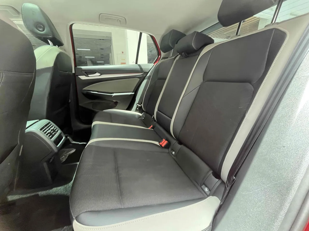 Volkswagen 2021 Golf 8 PRO 1.4TSI 280TSI Automatic 3