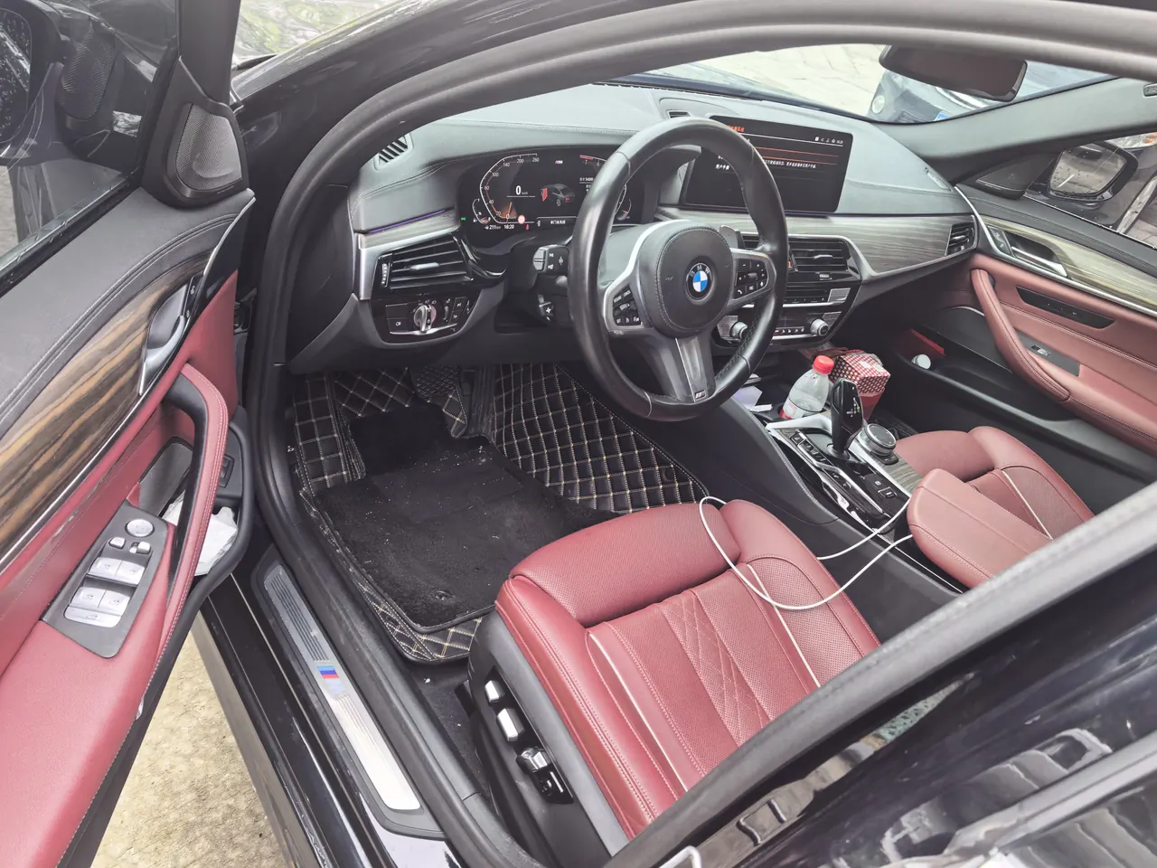 BMW 5 Series 2022 530Li 2.0T Exclusive M Sports Suit (Change 2) Automatic Gear 8