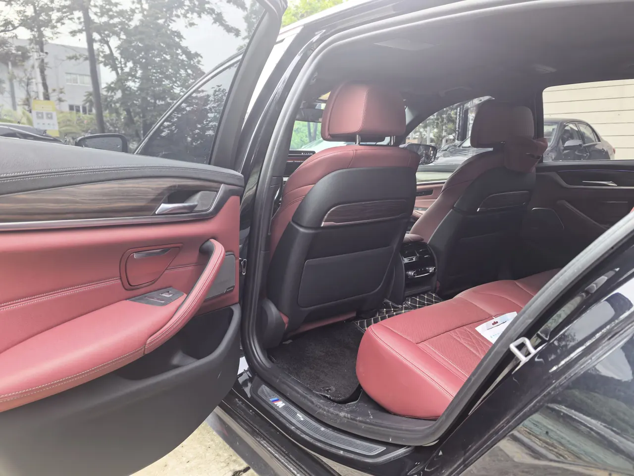 BMW 5 Series 2022 530Li 2.0T Exclusive M Sports Suit (Change 2) Automatic Gear 9