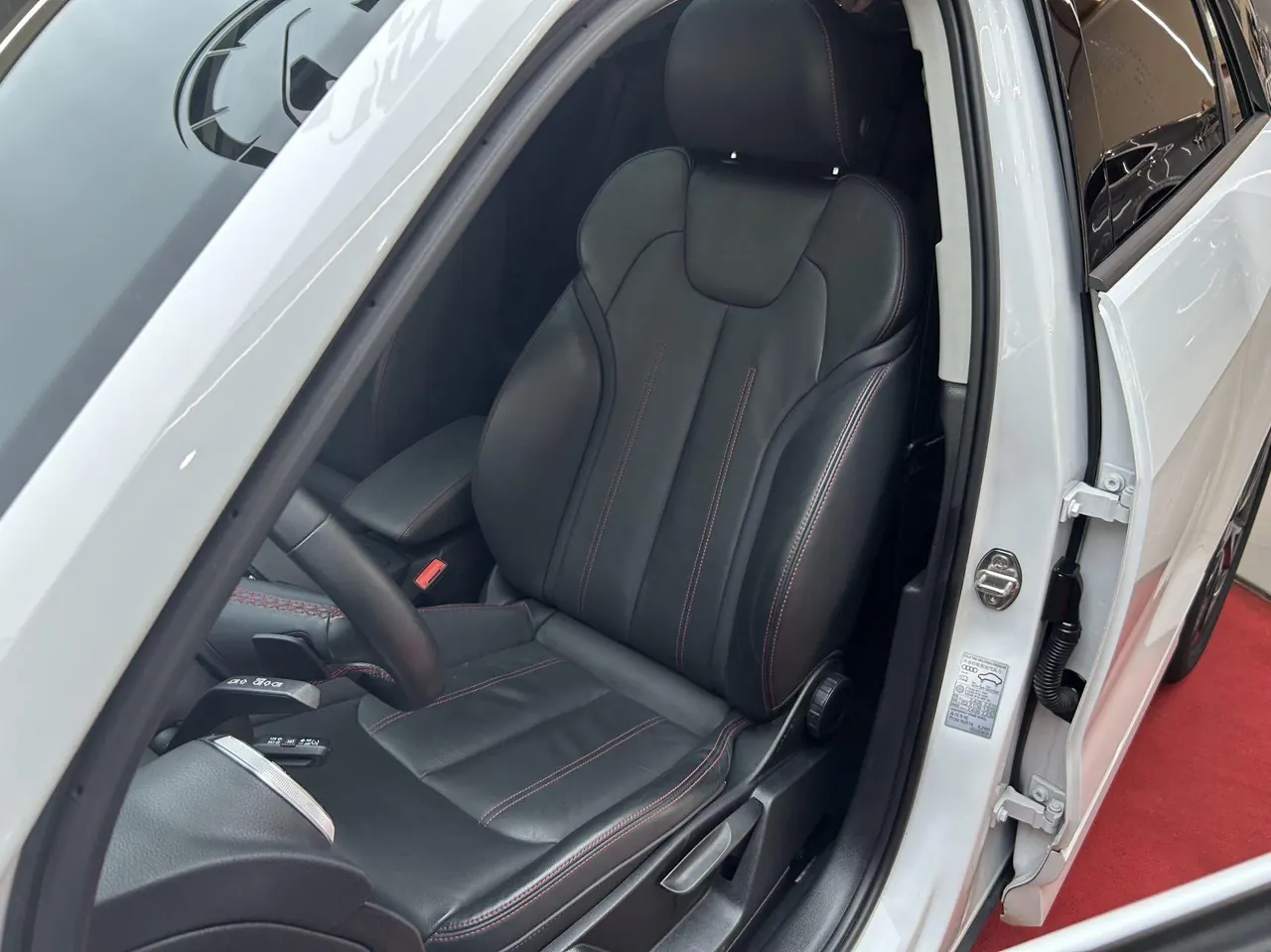 Audi 2022 Q2L 1.4TFSI 35TFSI Aggressive Dynamic Automatic 5
