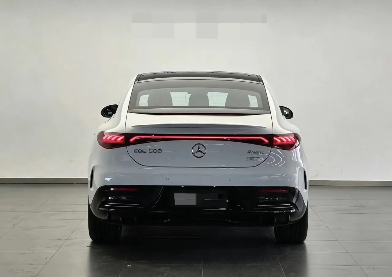 Mercedes Benz 2025 EQE 500 4MATIC EQE 500 4MATIC Deluxe Edition Automatic Gear 4