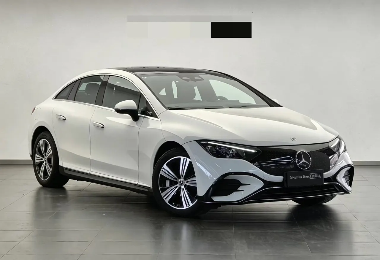 Mercedes Benz 2025 EQE 500 4MATIC EQE 500 4MATIC Deluxe Edition Automatic Gear 6