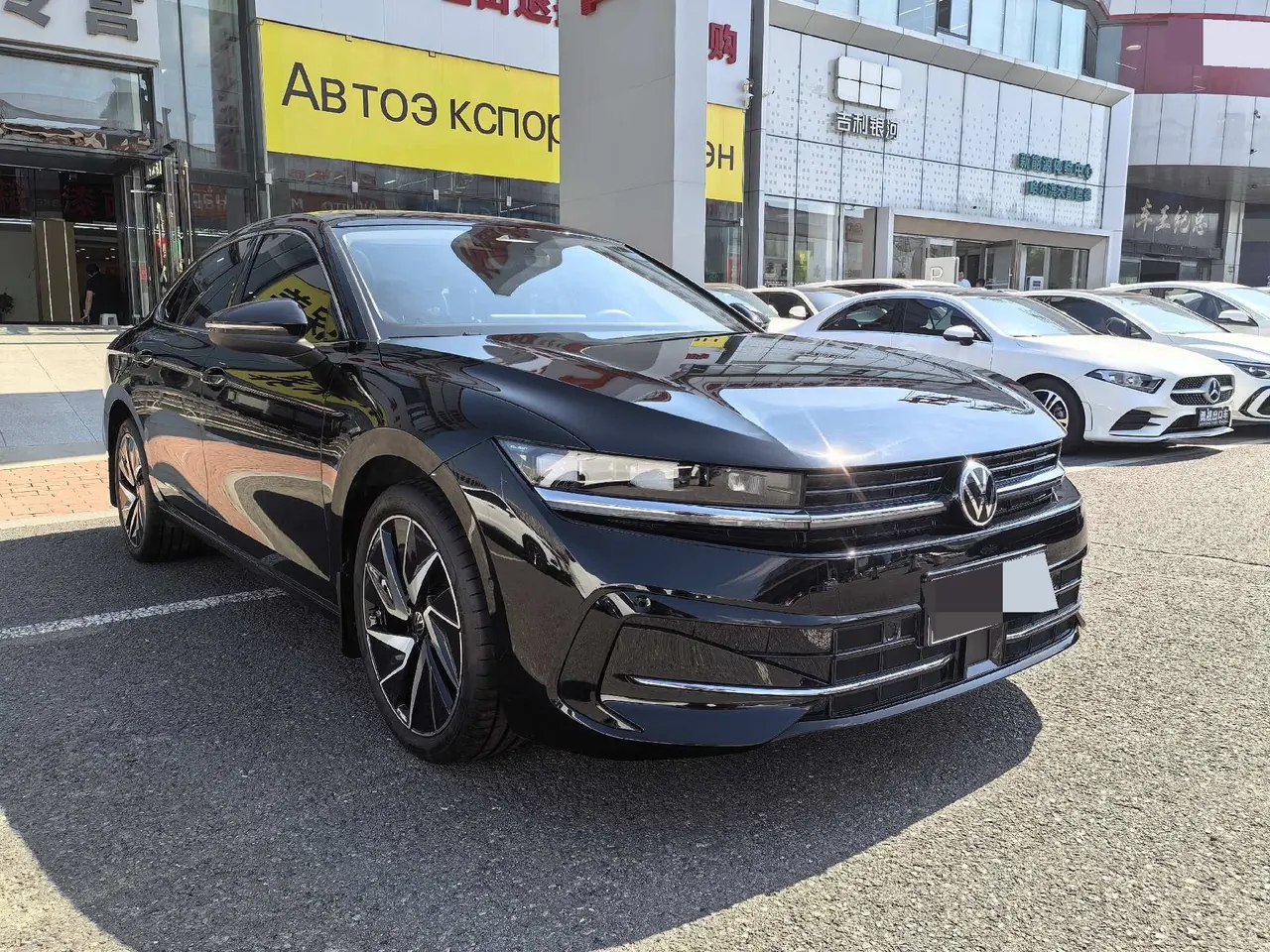Volkswagen 2024 Magotan 2.0TSI 380TSI Premium Edition Da Mai Bag Automatic Gear 3